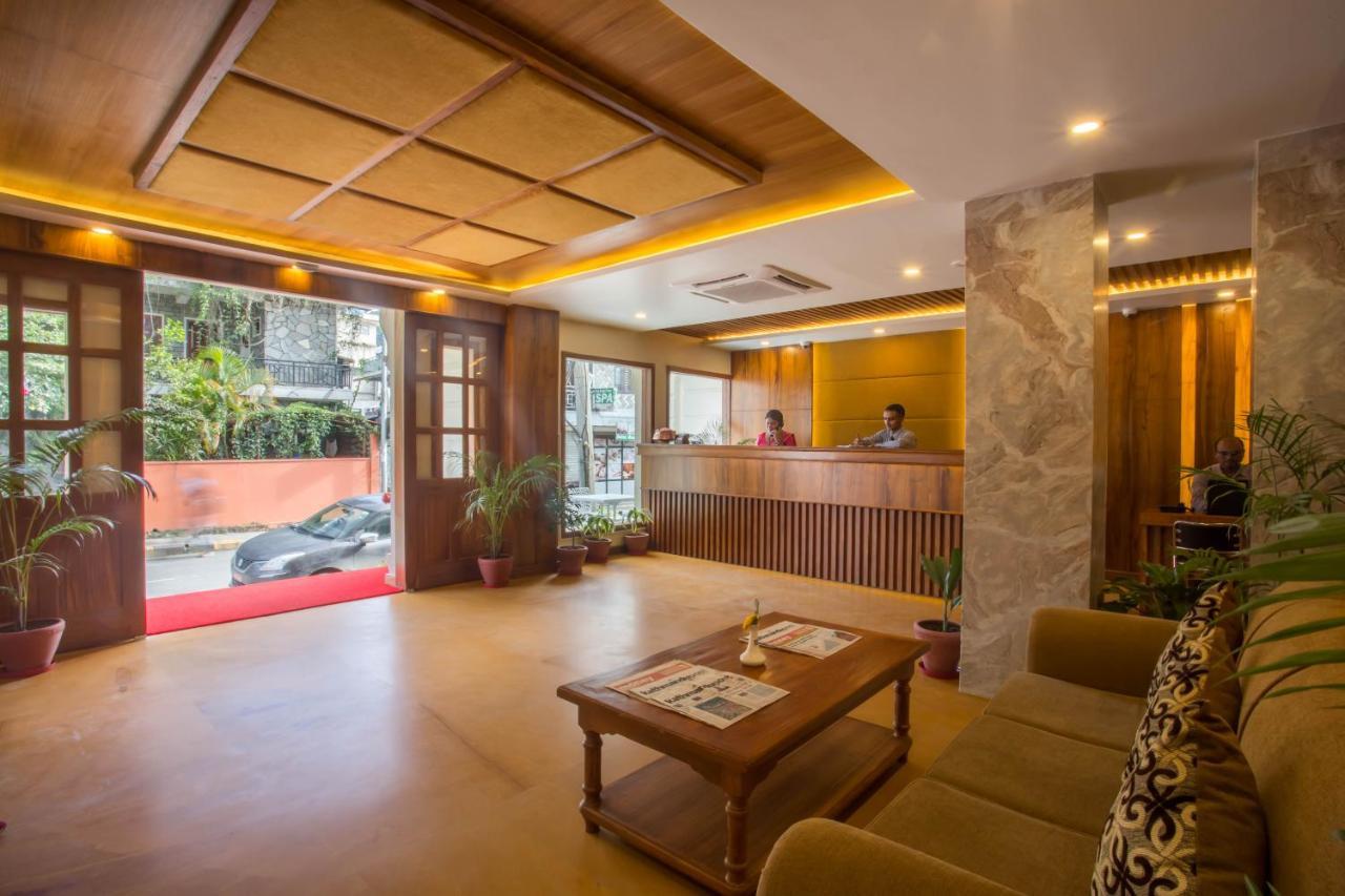 Hotel Portland Pokhara Buitenkant foto