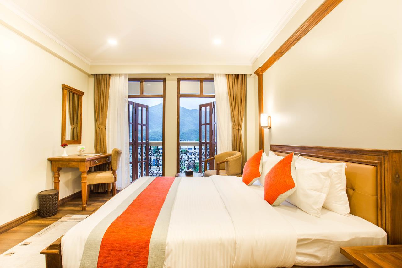 Hotel Portland Pokhara Buitenkant foto