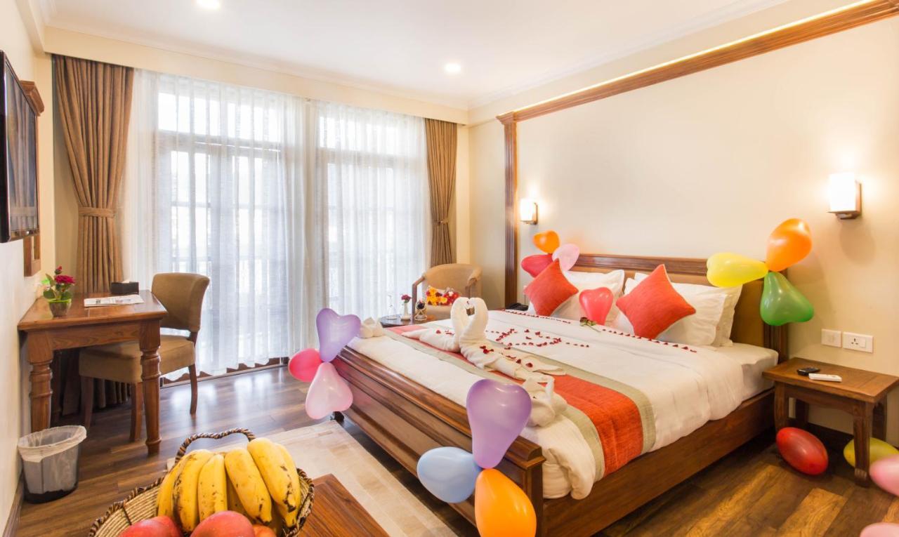 Hotel Portland Pokhara Buitenkant foto